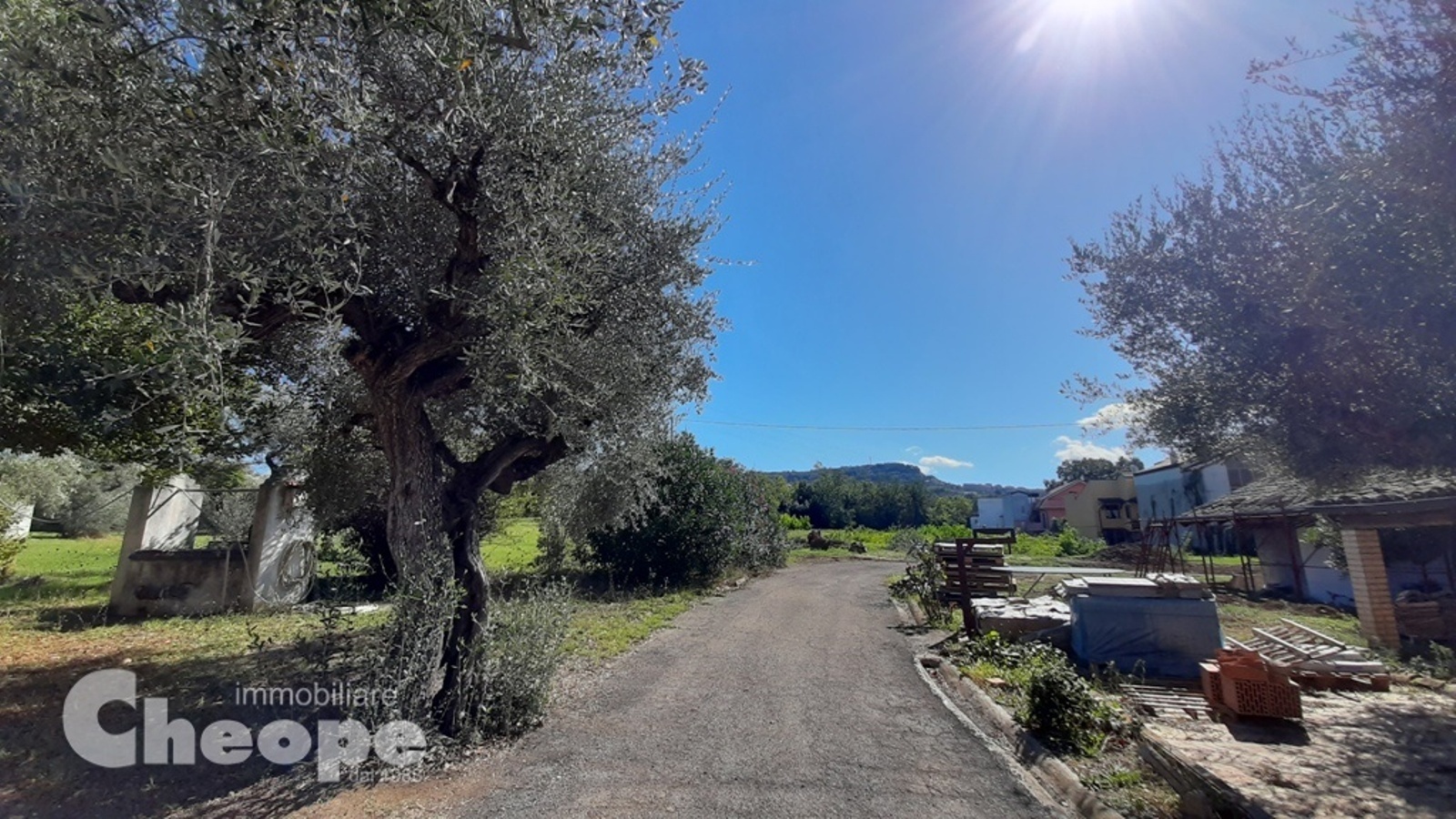2.Terreno-Casale.jpg