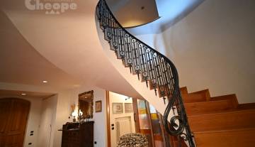 /images/gallery/thumbs/4.VillaTorrevecchia_360x207.JPG