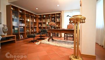 /images/gallery/thumbs/6.VillaTorrevecchia_360x207.JPG